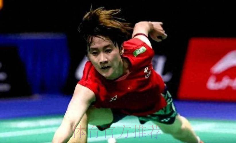 石宇奇晋级四强 陈雨菲赢球后退赛